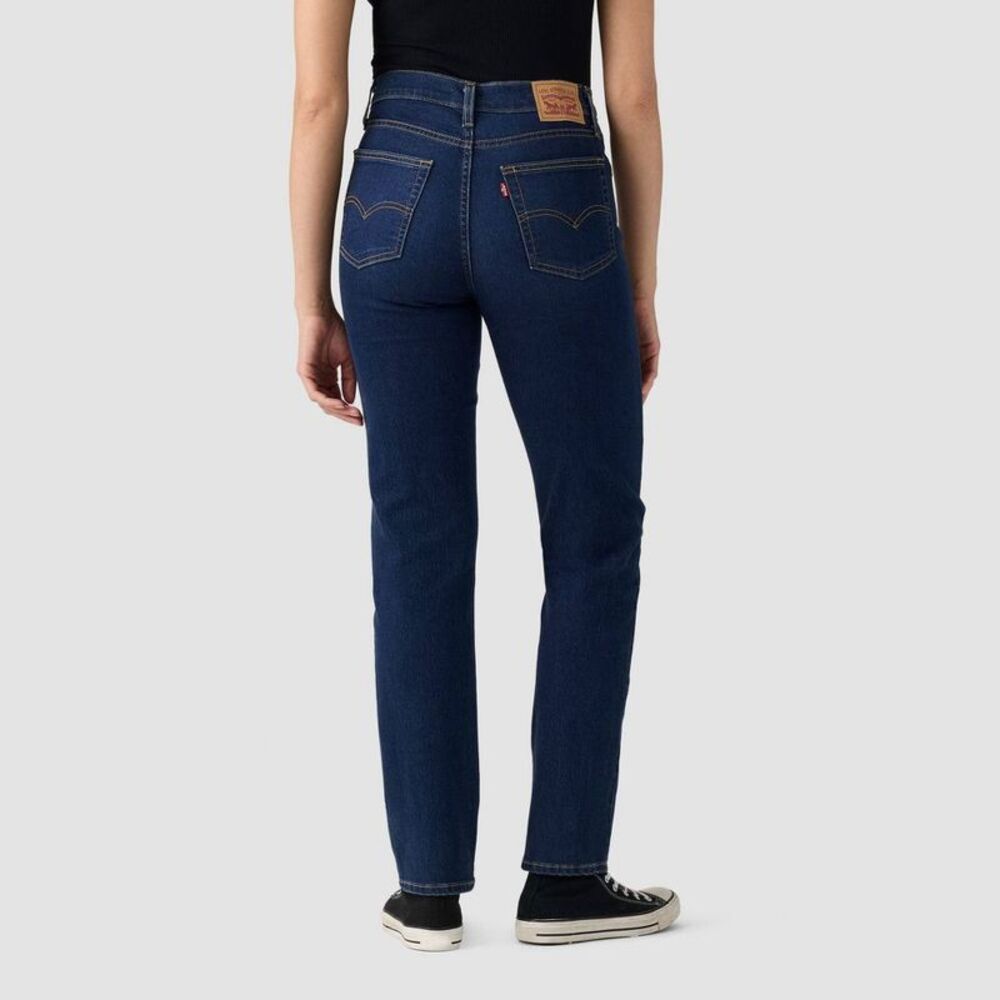 Levi's Women's 724 High-Rise Straight Leg Jeans - Chelsea Carbon Glow 29 - Picture 2 of 4